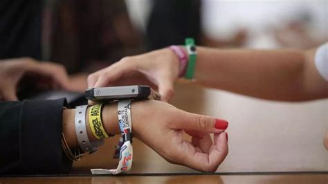 Pulsera Cashless Festival: La Revolución en Pagos para Festivales