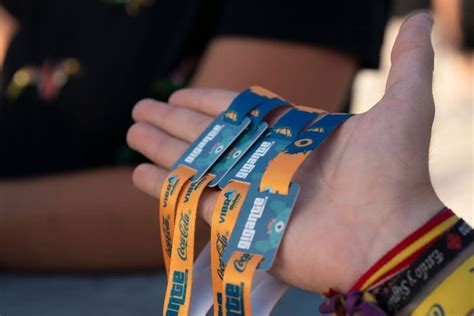 Pulseras Cashless: La Revolución en Pagos para Festivales